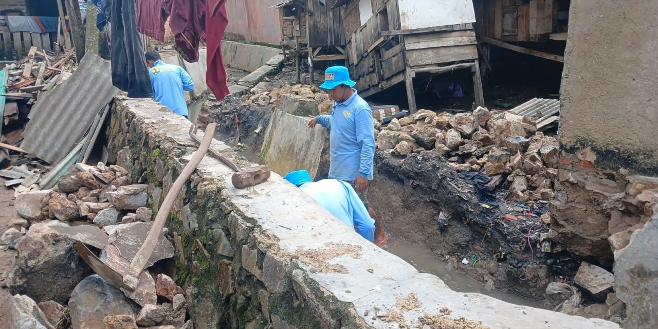 Pemkot Bandar Lampung Perbaiki Talud Jebol Di Kelurahan Campang Raya