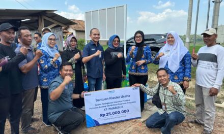 Penyerahan Bantuan Sarana dan Prasarana Klaster Tani Bawang Merah Pajaresuk Perkuat Ketahanan Pangan oleh BRI Kanca Pringsewu