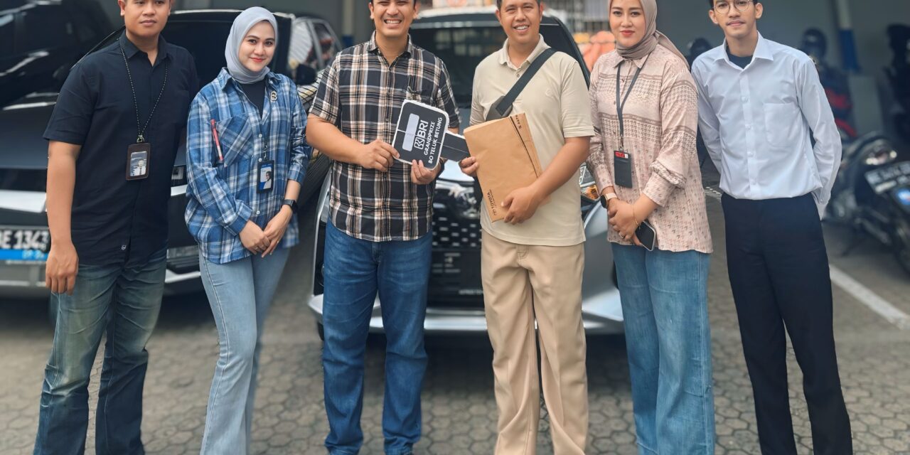 BRI Kanca Teluk Betung Serahkan Hadiah Program Super Agen BRILink Periode II Tahun 2025