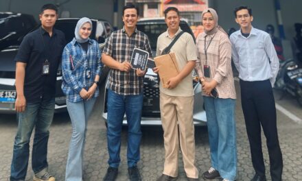 BRI Kanca Teluk Betung Serahkan Hadiah Program Super Agen BRILink Periode II Tahun 2025