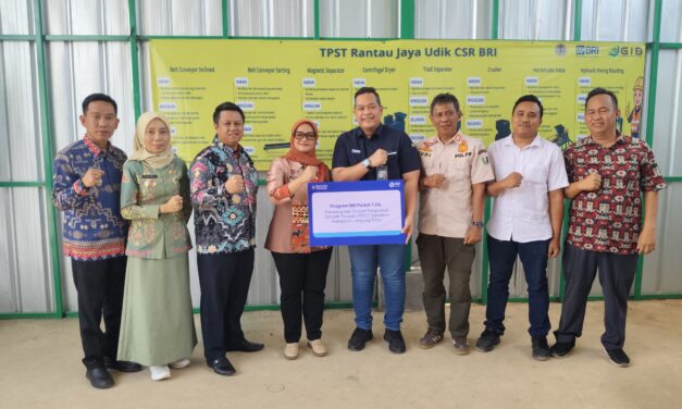 Dukung Lingkungan Berkelanjutan, BRI BO Metro Serahkan TPST Berbasis RDF kepada Pemkab Lampung Timur